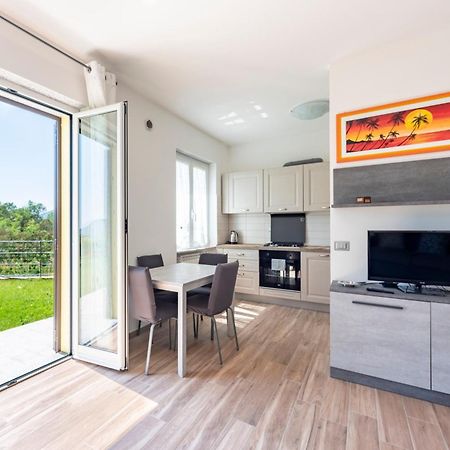 Joivy Villa Guanna - Charming Flat With Garden Bracco Eksteriør bilde