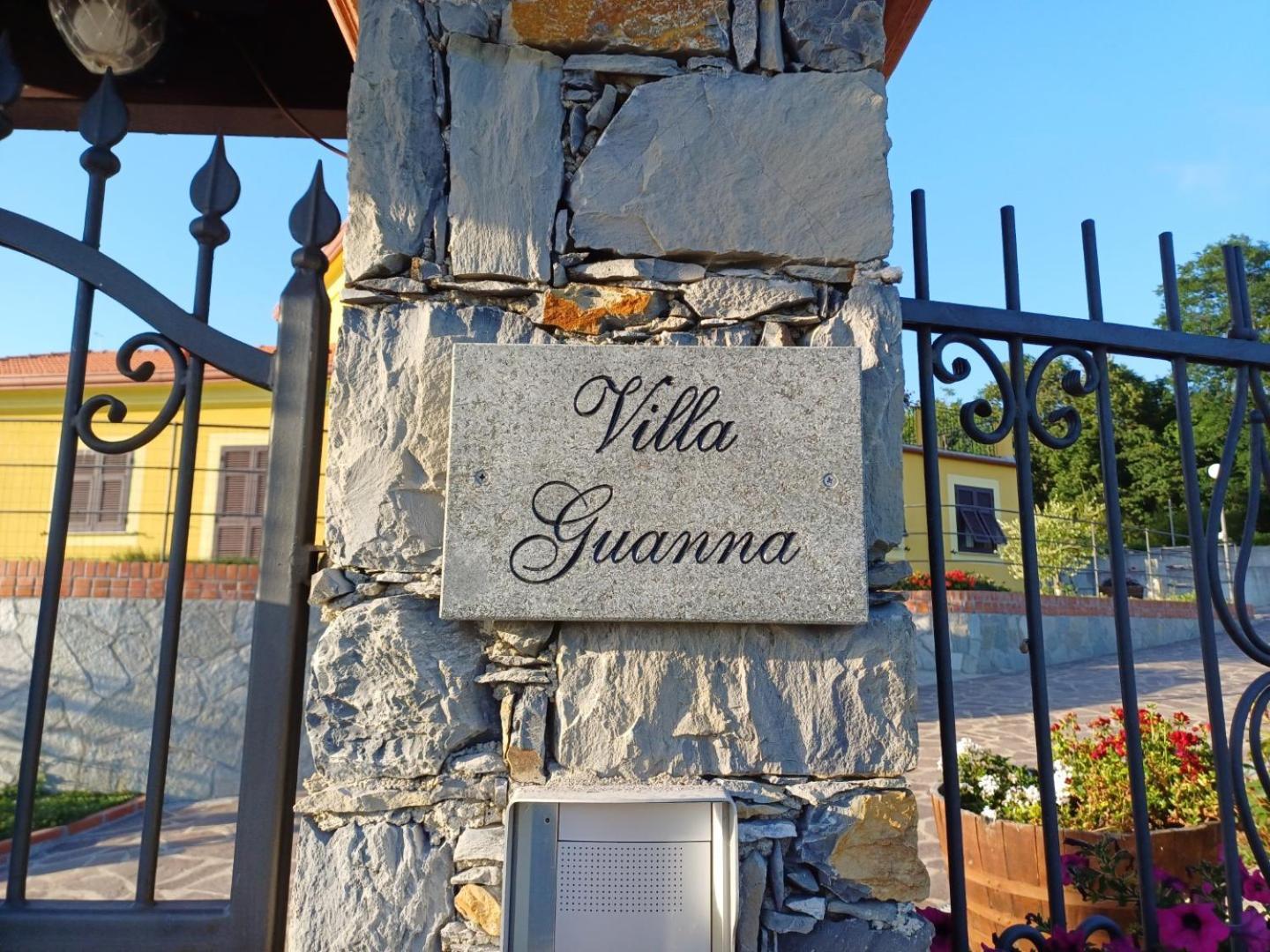 Joivy Villa Guanna - Charming Flat With Garden Bracco Eksteriør bilde